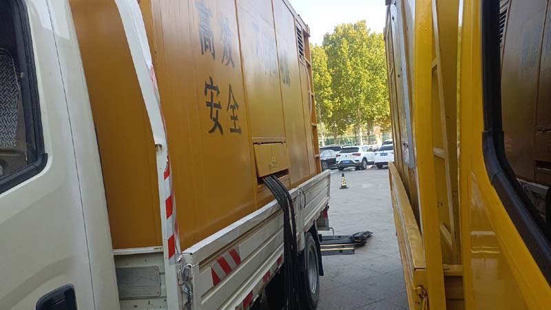 右玉如何判断柴油发电机组和UPS电源的切换时间是否符合要求？